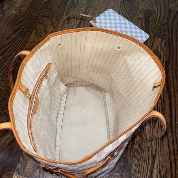 Louis Vuitton Neverfull w/ Pochette - Picture 4 of 11